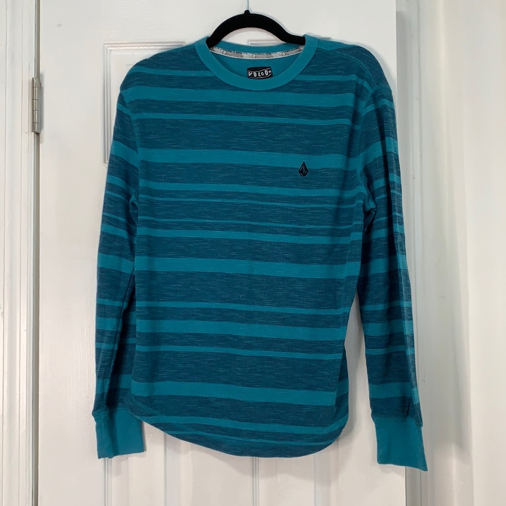 VOLCOM thermal waffle shirt